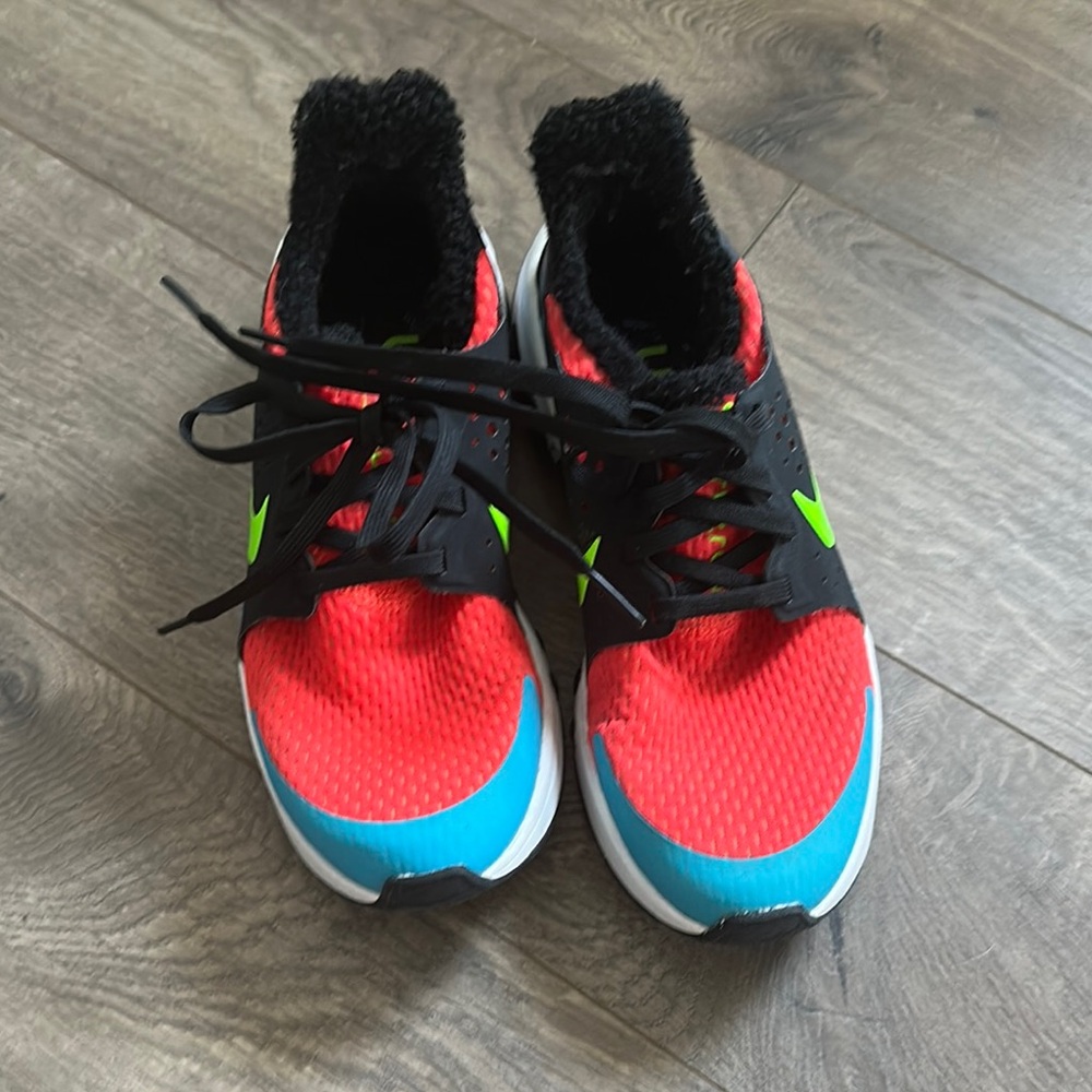 Nike Red and Black Athletic Shoes with Mesh Design